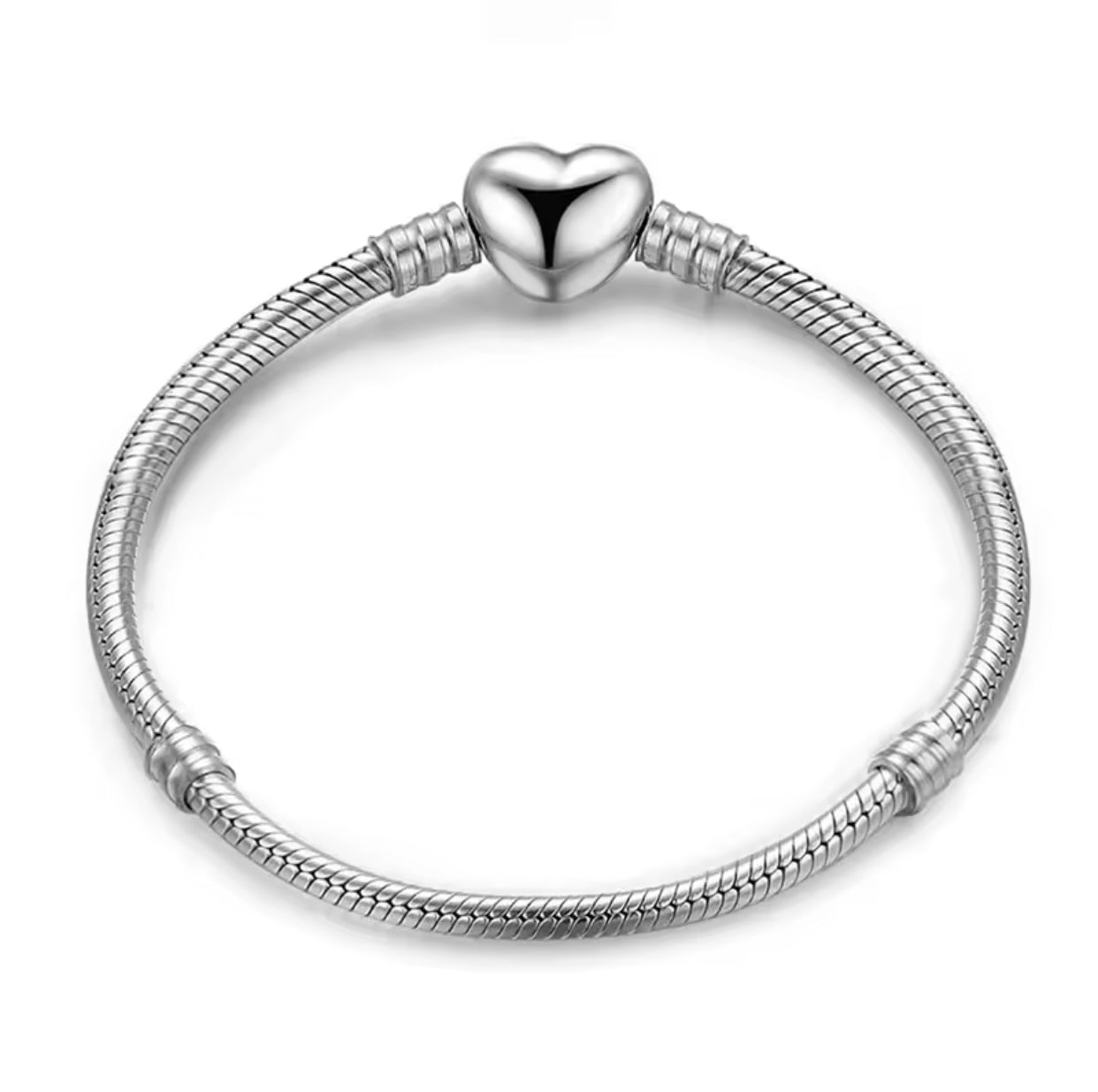 Pulsera de plata 925 con circonita en forma de corazón.