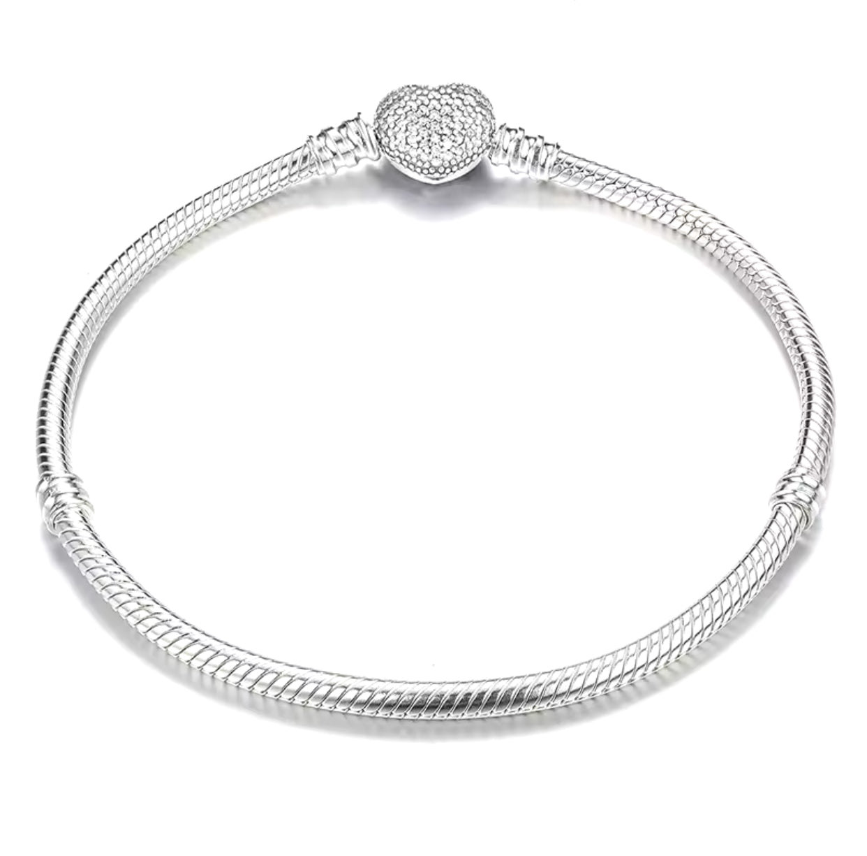 Pulsera de plata 925 con circonita en forma de corazón.