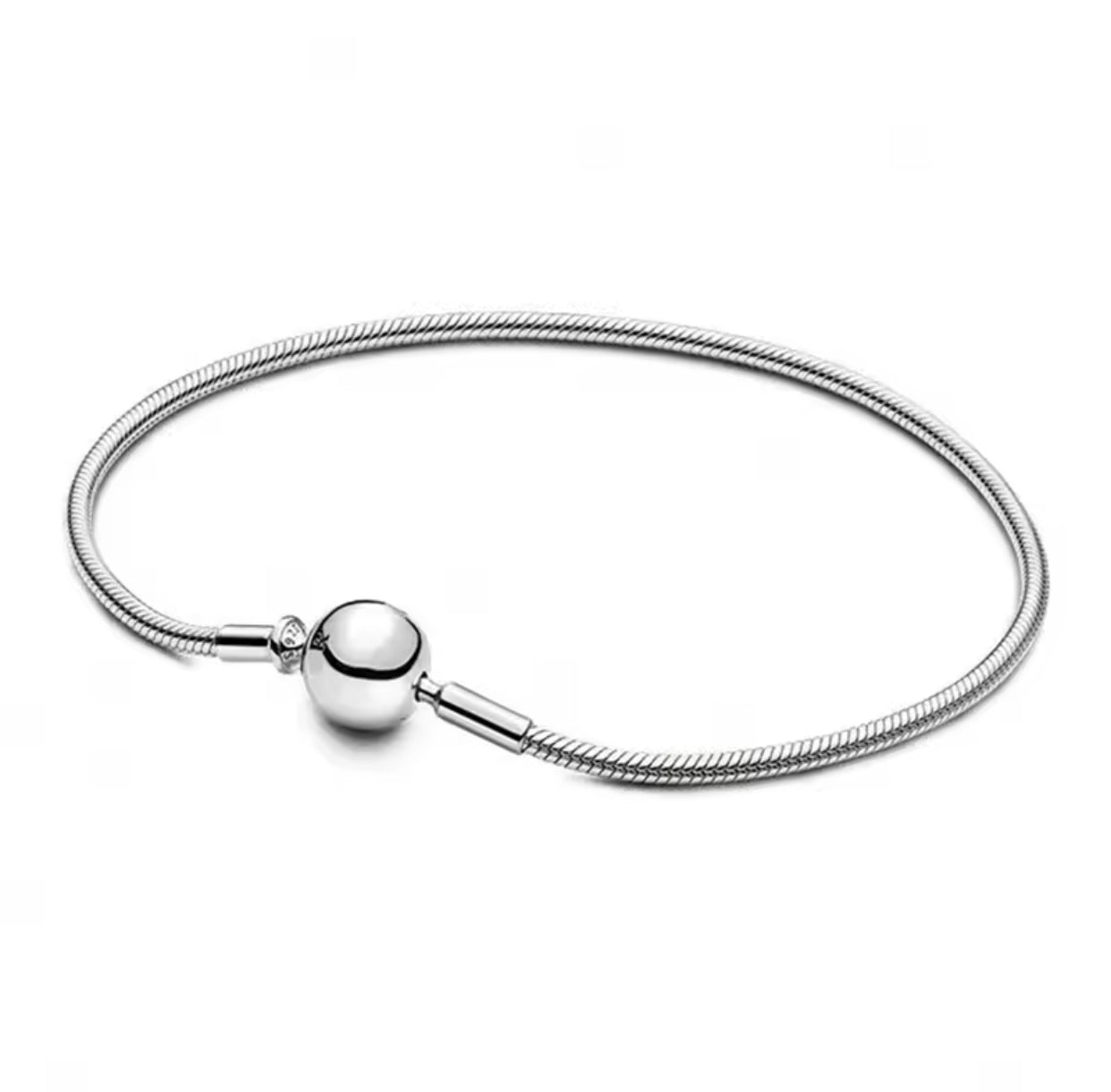 Pulsera de plata 925 con circonita en forma de corazón.